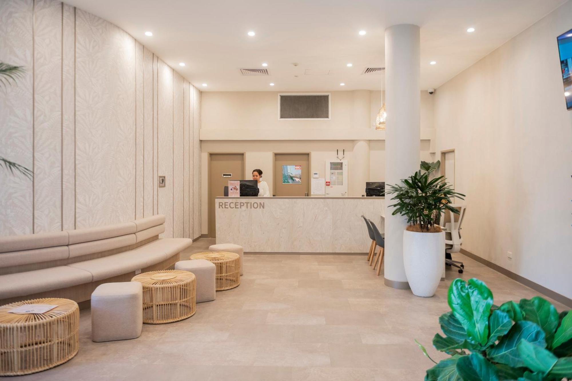 Sunshine Tower Hotel Cairns Esterno foto