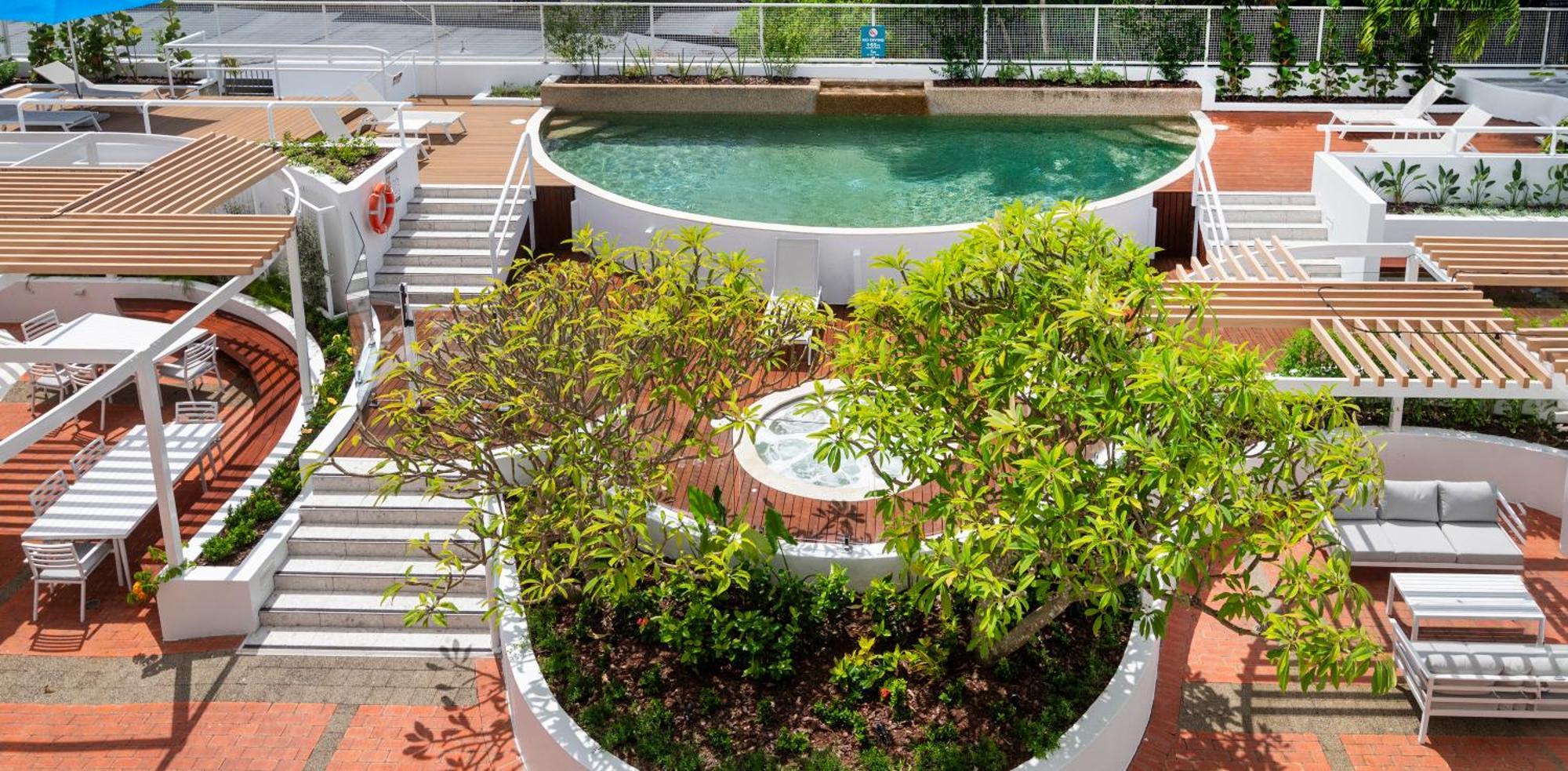 Sunshine Tower Hotel Cairns Esterno foto