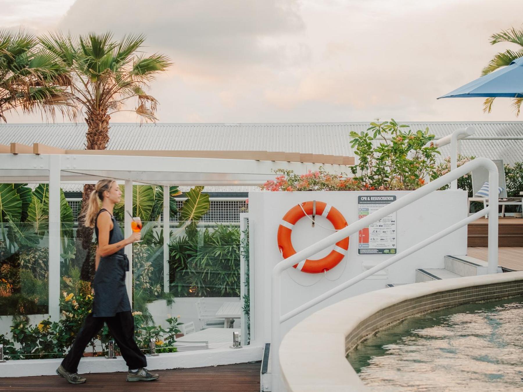 Sunshine Tower Hotel Cairns Esterno foto