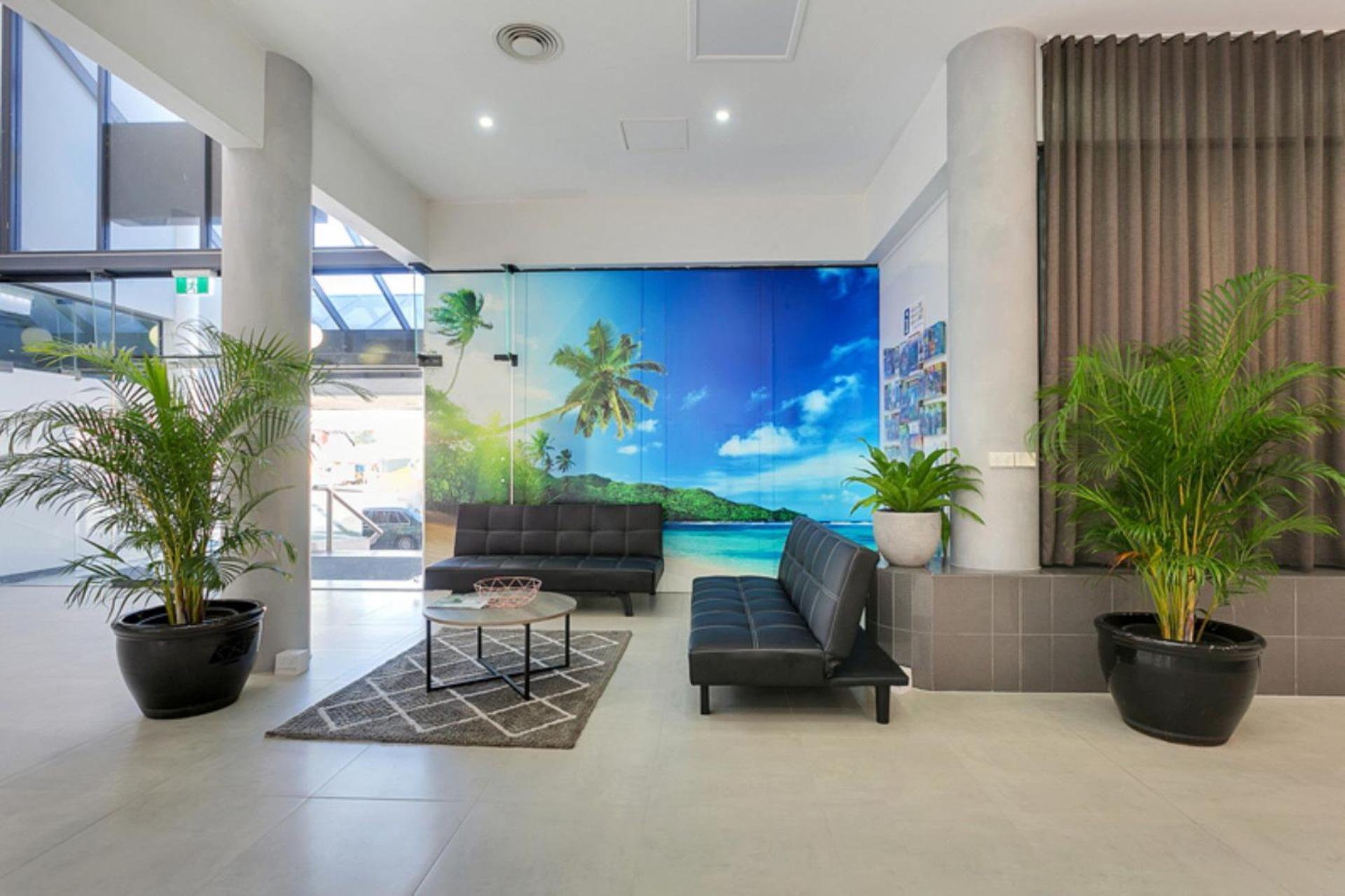 Sunshine Tower Hotel Cairns Esterno foto