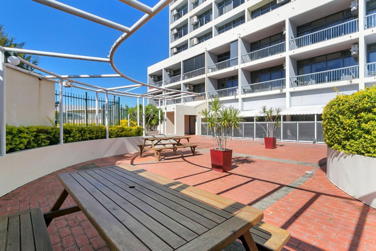 Sunshine Tower Hotel Cairns Esterno foto
